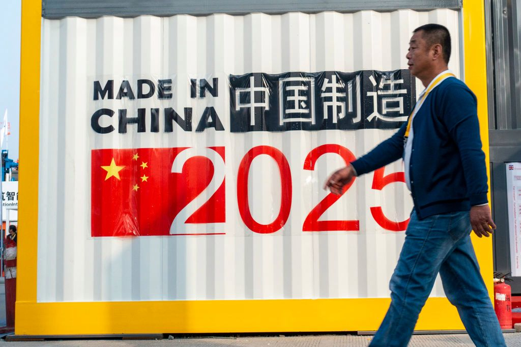 贸易争端时代，中国芯片行业能否迎头赶上？